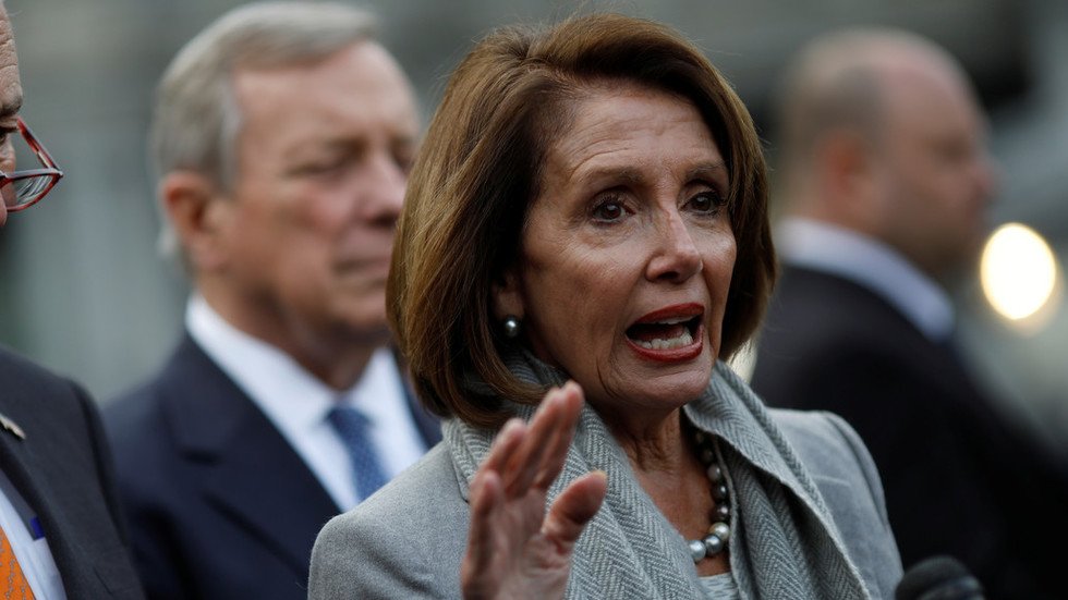 No SOTU till government reopens: Pelosi threatens to deplatform Trump ...