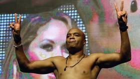 ‘Won’t be wasting my time with it’: Fans split as UFC legend Anderson Silva books boxing match with Julio Cesar Chavez Jr