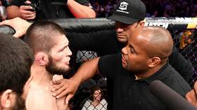 ‘The most honorable thing I’ve ever seen’: Cormier hails Khabib for paying teammates’ UFC 229 fines