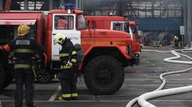 Watch people DRAG AROUND CARS by hand to make way for fire truck