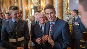 Gavin Williamson gets dressing down from Chancellor Hammond over China warship row