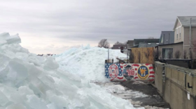 ‘Ice tsunami’ spurs evacuations, road closures in Great Lakes region (PHOTOS, VIDEO)