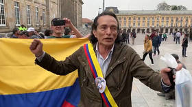 WATCH a Colombian proclaim himself 'interim president' in Guaido parody