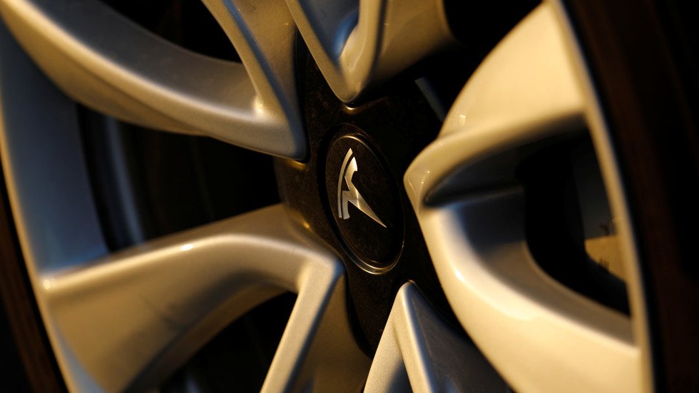 Tesla lagging behind competitors in European EV markets — RT Business News