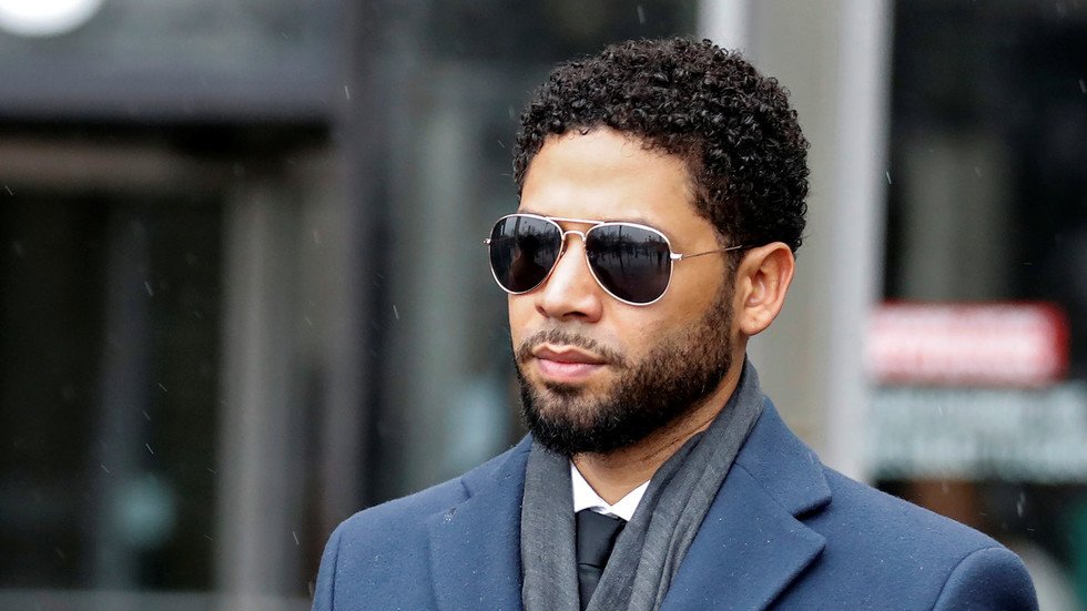 Criminal charges dropped in case against Jussie Smollett — RT USA News