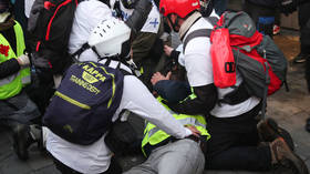 Dramatic VIDEO shows man being shot in face during Yellow Vest rallies in Paris