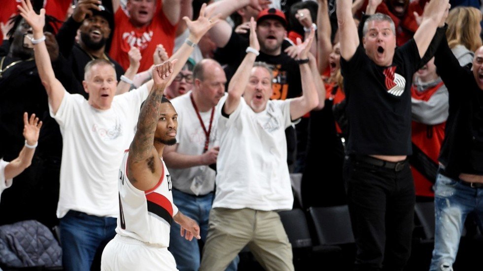 Buzzer Beater! Portland's Damian Lillard Sinks Oklahoma With INCREDIBLE ...