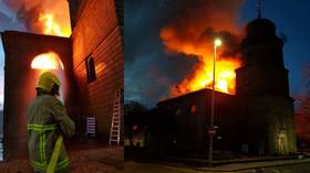 HUGE fire rips through historic 230-year-old church in NW England (PHOTOS, VIDEO)