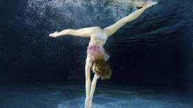 Mesmerizing mermaids: Can underwater pole dancing become new aquatics sport? (PHOTOS)