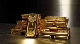 Bye bye dollar! Buy buy gold! Russia fills vaults with another 600,000 ounces