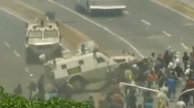 Military vehicle runs over rioters in Caracas – TV footage