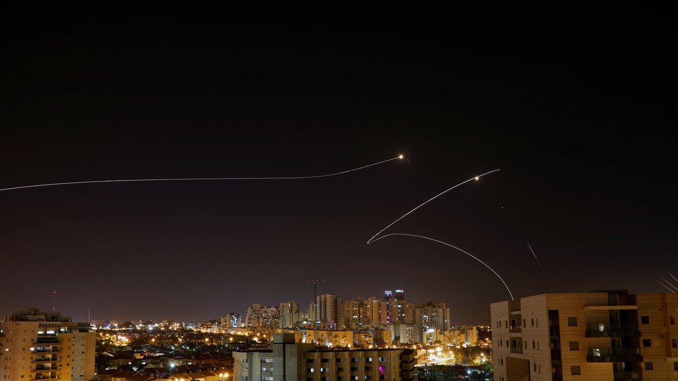 Sirens Ring Out & Explosions Heard As Rockets From Gaza Target Israel's 