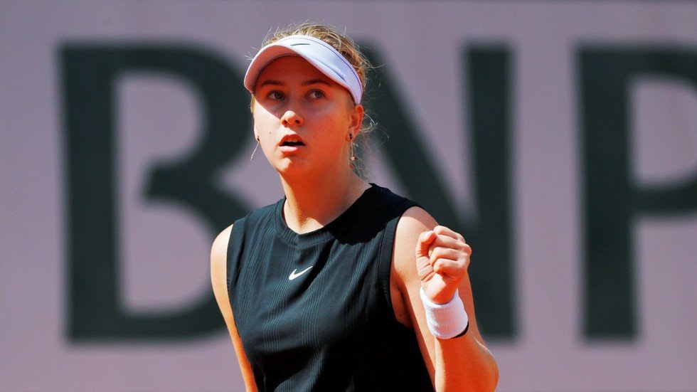 Russian teen Potapova stuns Wimbledon champ Kerber in first round of ...