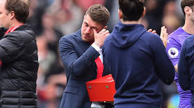 Juventus-bound Aaron Ramsey breaks down in tears after emotional Arsenal send-off (VIDEO)