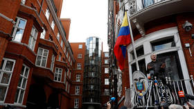 Ecuador will give US all documents & devices Assange left in London embassy – report