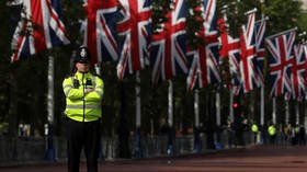 London’s Whitehall briefly closed over 'suspect item,’ police block off 10 Downing Street