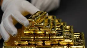 Dollar beware: Serbia & Philippines join global gold hunt