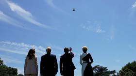 F-35 jets conduct White House flyover  (VIDEO)