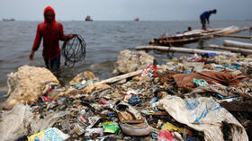 Hong Kong protesters make rest of the world look bad with 2am rubbish clean up (PHOTOS, VIDEOS)