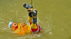 Indian magician feared drowned after failed attempt to copy Houdini trick