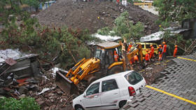 4 children among 15 dead as wall collapses in Indian city