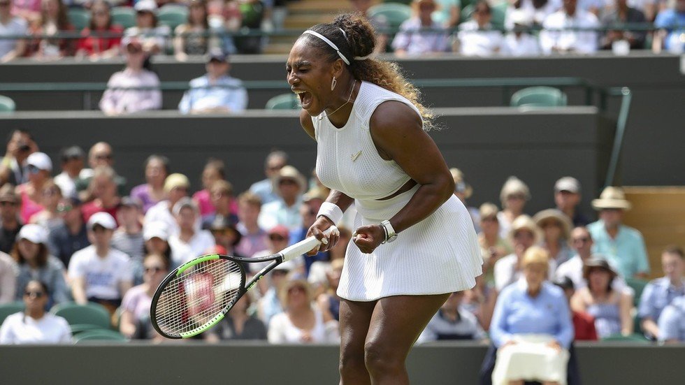Causing a racket Serena Williams fined 10k for Wimbledon court damage(01)
