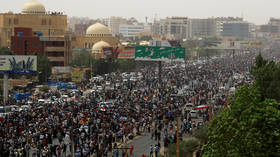 Sudan protest leaders ‘agree to direct talks’ with ruling generals 