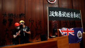 Colonial ‘hypocrisy’? UK lectures China about ‘freedoms’ in Hong Kong (VIDEO)