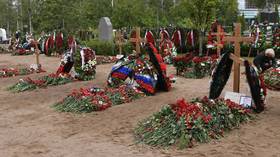Heroic officers killed in Russian sub fire laid to rest in St. Petersburg (PHOTO, VIDEO)