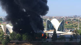 Over a thousand evacuated as Spanish aquarium goes up in flames (PHOTOS, VIDEO)