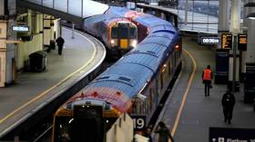 Panic at London’s Waterloo station after ‘3 loud bangs’ & flashes