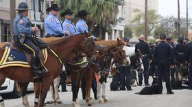Texas police sorry for mounted officers leading handcuffed black man by a rope