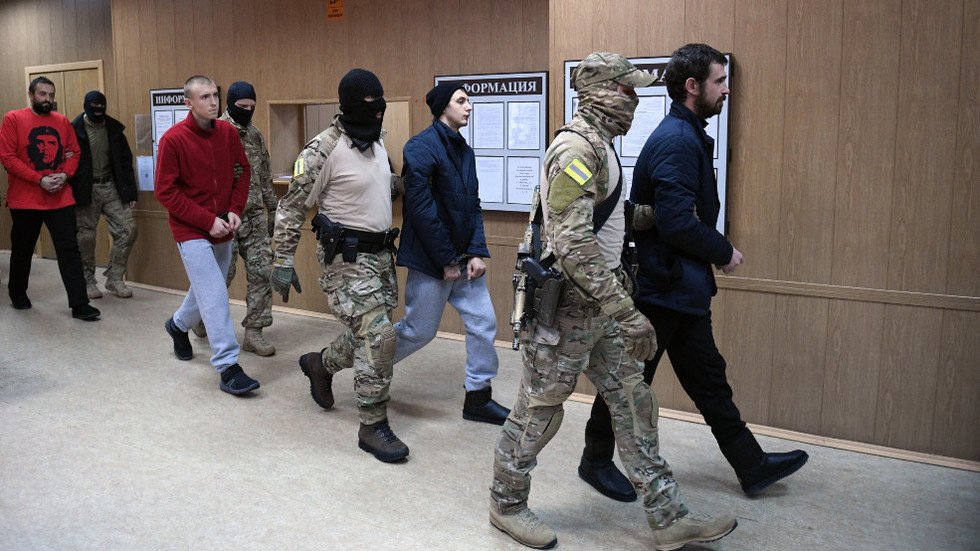 Major Russia-Ukraine Prisoner Swap Underway — RT World News