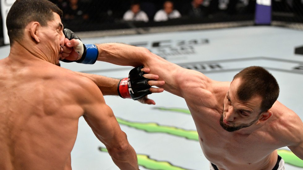 One Hitter Quitter! Muslim Salikhov Wows The Crowd With Huge KO At UFC ...