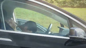 Tesla driver filmed in deep sleep as his vehicle speeds down busy turnpike (VIDEO)
