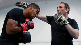 'I am not a doctor': Anthony Joshua's trainer walks back 'shocking' concussion admission