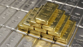 Gold & silver rally as investors seek safe havens amid global uncertainty