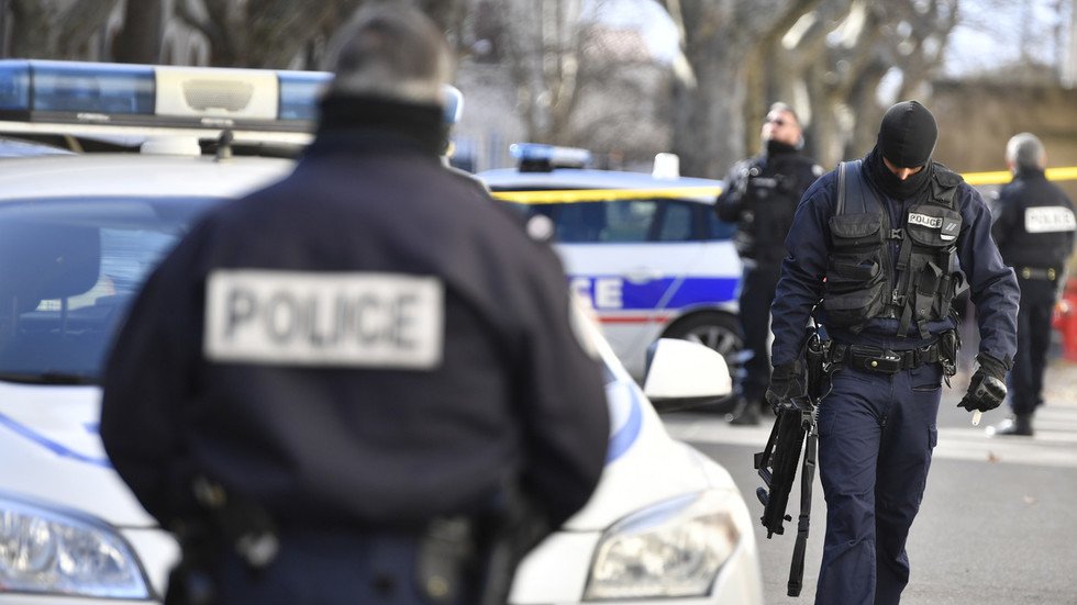 Siege over at museum on French Riviera, armed police arrest suspect ...