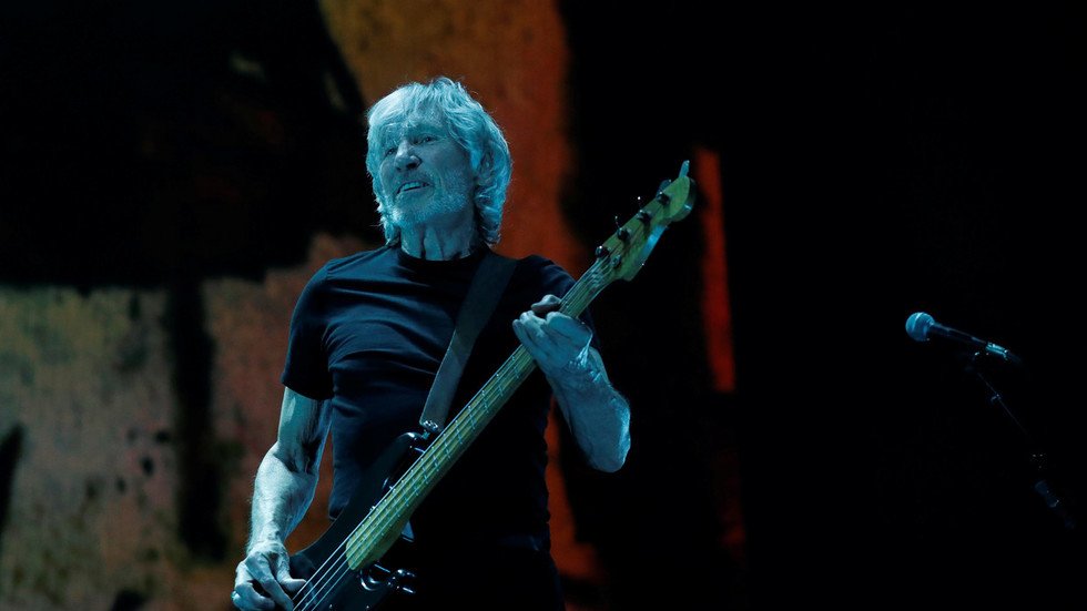 Orwell & Huxley were BOTH right, Roger Waters tells RT — RT World News