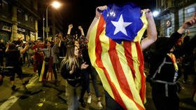 French riot police join Catalan cops harshly DRAGGING independence protesters blocking border crossing (VIDEO)