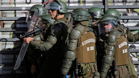 Chilean riot police knock down & drag elderly protester in brutal arrest amid massive anti-neoliberal protests (VIDEOS)