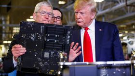 Trump asked Tim Cook if Apple could ‘get involved’ in building 5G networks in US