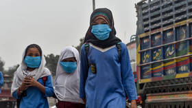 Schools close in Pakistan’s largest cities amid toxic smog emergency