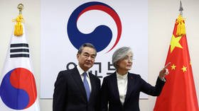 China’s FM visits S. Korea to reset ties amid dispute over US anti-missile systems