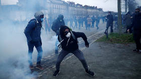 French police fire TEAR GAS at pension reform protesters in Nantes (VIDEOS)