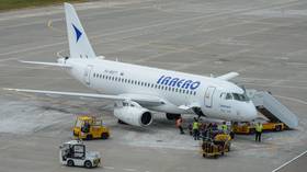 Ready or not, who cares: Plane lands on unfinished airstrip at Moscow airport BY MISTAKE (VIDEO)