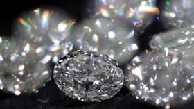 Indian jewelers say dropping import duties on Russian diamonds will boost bilateral trade