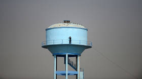 WATCH Massive water tower CRUMBLE in Indian village, leaving 15 communities without drinking water