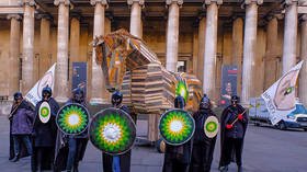 Climate protesters take a literal TROJAN HORSE to British Museum (PHOTOS, VIDEOS)