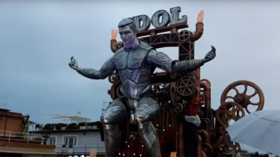 Robot-naldo! Italian festival hails Cristiano Ronaldo with giant robotic float at Viareggio Carnival (VIDEO)